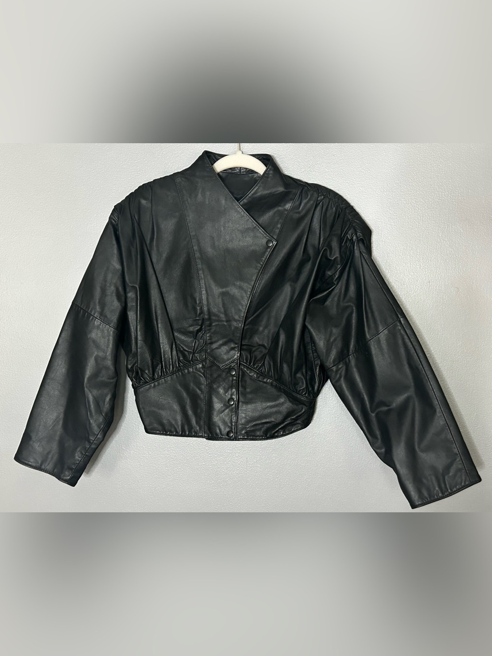 Vintage 80s SAVAGE Cropped Black Leather Batwing Dolman Sleeve Jacket Medium